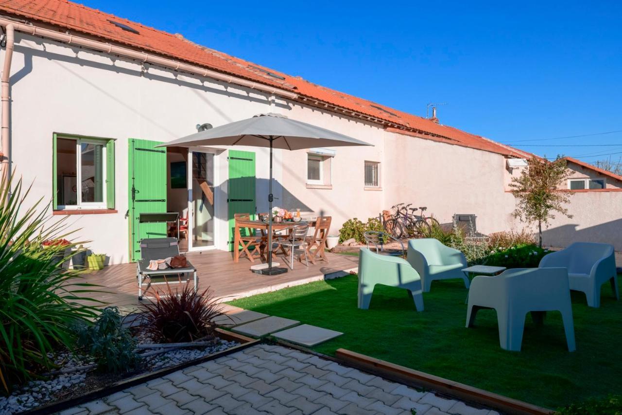 Le Cabanon De Virginie Salin-de-Giraud Exterior foto